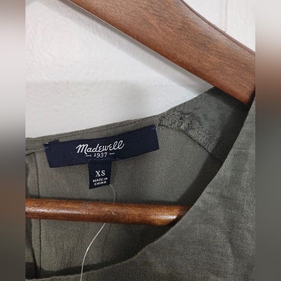 Nwt MADEWELL Olive Green "Sunbask" Silk Layered Keyhole Back Pleat Tank Top - Picture 4 of 6